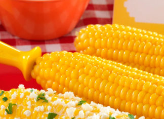 Mazorca al horno con mantequilla