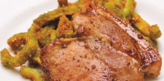 Chuleta de cerdo al horno y vino portugués