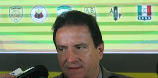 “Santa Fe tiene 14.000 hinchas, los demás son clasiqueros”, César Pastrana