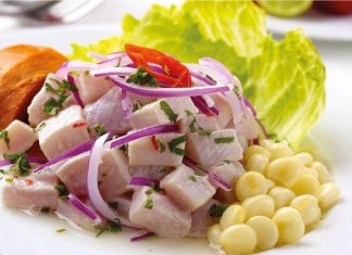 Ceviche casero del Perú