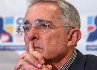 Álvaro Uribe Vélez es internado de urgencia tras un accidente