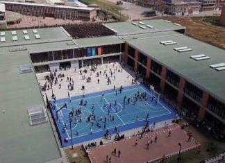 La Alcaldía de Enrique Peñalosa entrega la institución educativa número 20