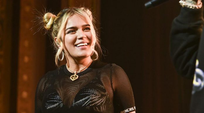 Karol G publica un video con el que conmueve a sus seguidores y estrena documental