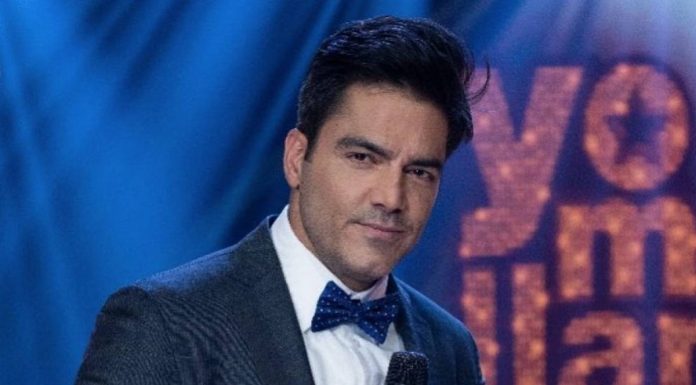 Sensuales fotos de Ernesto Calzadilla por una obra benéfica