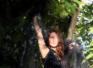 Lili Blue, poeta musa y sirena de estos tiempos