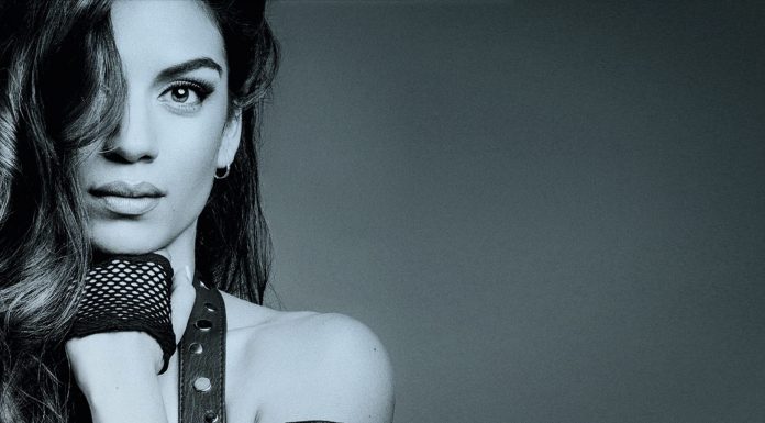 Dareska le canta al amor y al desamor y esta vez presenta ‘Ni que valieras tanto’