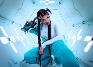 Cazzu, la jefa del trap, la está rompiendo en todo el mundo