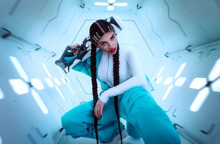 Cazzu, la jefa del trap, la está rompiendo en todo el mundo