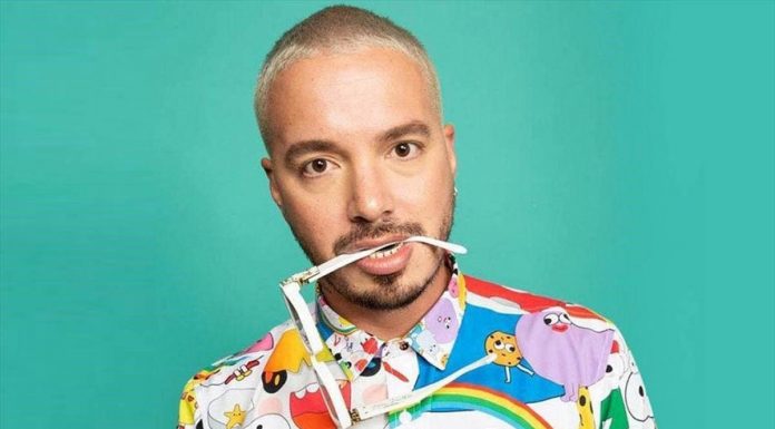 J Balvin otra vez es objeto de críticas en redes sociales J Balvin otra vez es objeto de críticas en redes sociales