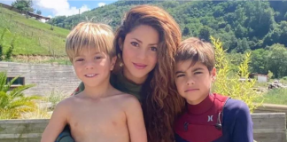 La cantante Shakira ¿Mejor en la tarima o en la cocina? La cantante Shakira