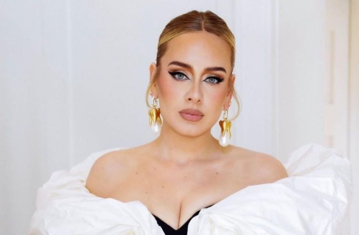 Después de 5 años la cantante Adele habla de su divorcio y cómo perdió 45 kilos de peso adele.com