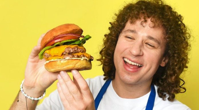 Luisito Comunica: Nueva cadena de restaurantes Luisito Comunica