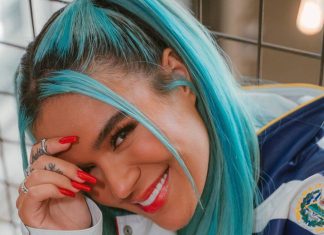 Karol G se desnuda y las redes explotan Karol G se desnuda y las redes explotan