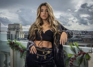 Lola Índigo y su viaje a los 2000 en ‘Toy Story’ y ‘ABC’ Lola Indigo