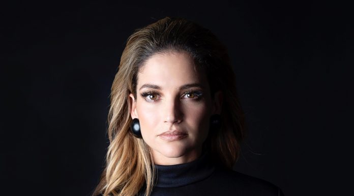 Natalia Jiménez se prepara para celebrar sus 20 años de carrera Natalia