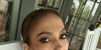 ¡Tremendo cuerpazo! Jennifer López se mostró como Dios la trajo al mundo Jennifer López