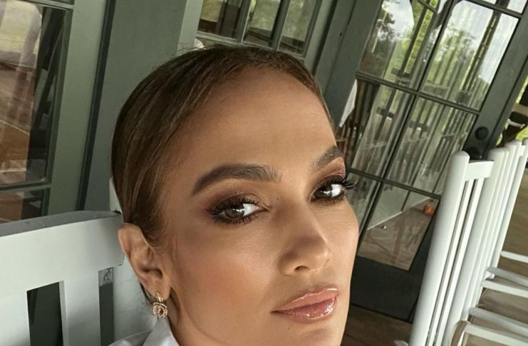 ¡Tremendo cuerpazo! Jennifer López se mostró como Dios la trajo al mundo Jennifer López