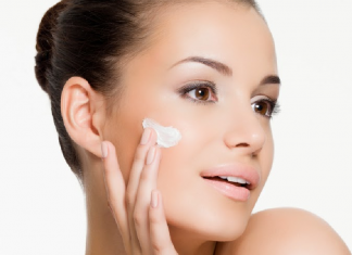 Cuide su piel aplicándose crema diariamente, siga estos consejos piel