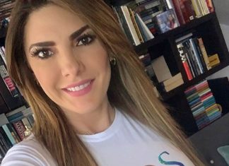 Ana Karina Soto maquilló a su mamá minutos antes de su funeral ana