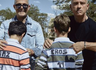 «Soy» cover de Eros Ramazzotti y Alejandro Sanz Eros Ramazzotti