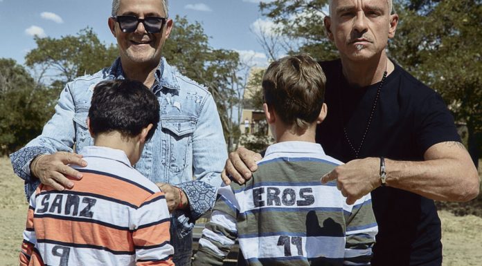 «Soy» cover de Eros Ramazzotti y Alejandro Sanz Eros Ramazzotti