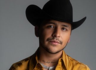 ¿Cuánto gana Christian Nodal por cada presentación? Christian Nodal