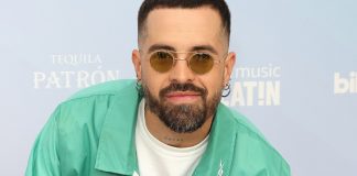 ¡Para las mujeres también hay! Mike Bahía comparte sensuales fotos MIKE BAHIA