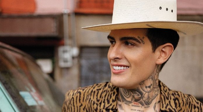 Las cosas del diablo y de Adriel Favela Adriel-Favela