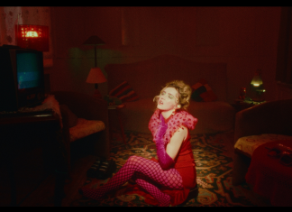 Tinna Rey y DMT la sustancia que transmite en su nuevo sencillo Tinna Rey