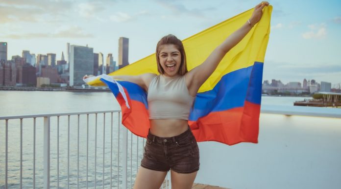 Adriana Lozano siempre anda en la jugada Adriana Lozano