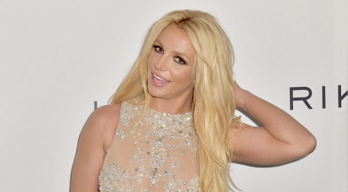 ¡Qué calor! Britney Spears sube la temperatura con fotos 100% desnuda britney