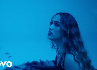 Julio Reyes Copello, presenta a Ela Taubert, nueva promesa del pop julio