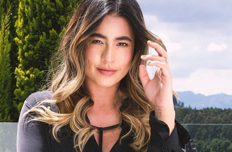 Fotos: Carla Giraldo se quita los pantis y deja ver demás Carla Giraldo