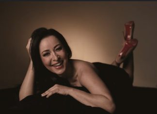 Flavia Dos Santos lanza La Sexóloga, no apta para mojigato