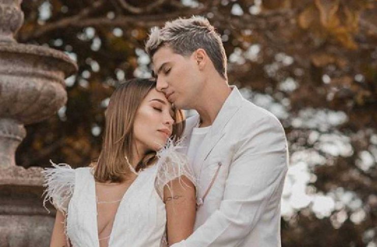 Luisa Fernanda W se subió al escenario y cantó junto a Pipe Bueno Luisa