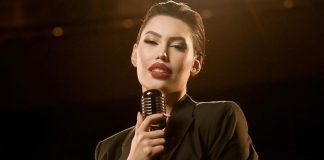 Manosearon a Ana del Castillo y ella se defendió a golpes ana