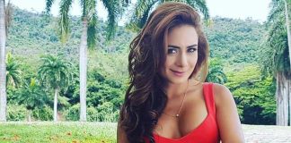 Johanna Fadul con las bubis al aire Johanna Fadul