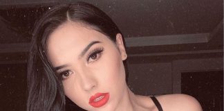 Video: Aída Victoria sin ropa en un en vivo Aída Victoria