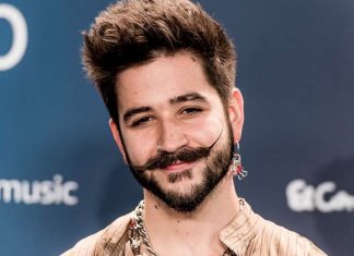 (Foto) Joven que se tatuó a Camilo es objeto de burlas. Dicen que la obra “se parece más a Rafael Orozco” Camilo Echeverry