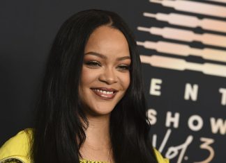 Rihanna, la mujer más rica del mundo Rihanna, la mujer más rica del mundo