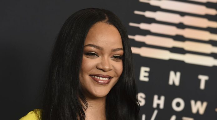Rihanna, la mujer más rica del mundo Rihanna, la mujer más rica del mundo